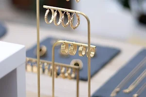 Ezomoni Jewellery image