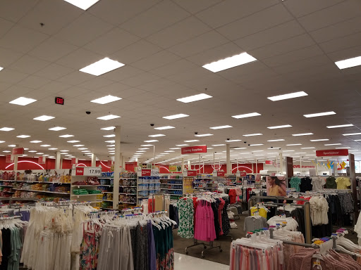 Department Store «Target», reviews and photos, 91 Taunton St, Plainville, MA 02762, USA