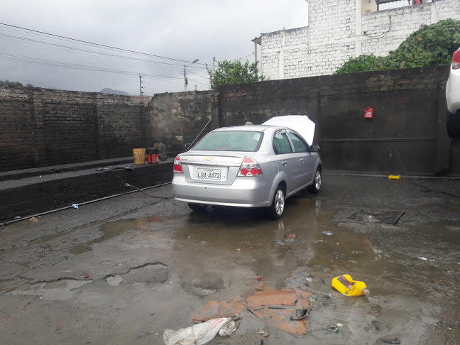 Opiniones de Lavadora Y Lubricadora Espinoza en Loja - Servicio de lavado de coches
