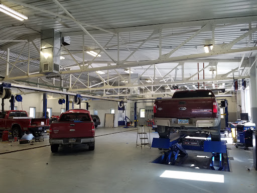 Ford Dealer «Lewis and Clark Ford Lincoln», reviews and photos, 316 Capital St, Yankton, SD 57078, USA