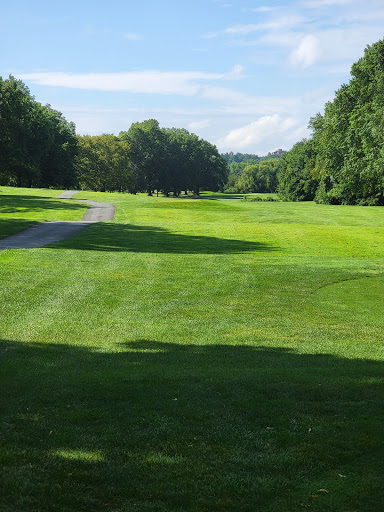 Golf Course «Van Cortlandt Park Golf Course», reviews and photos, 115 Van Cortlandt Park S, Bronx, NY 10471, USA