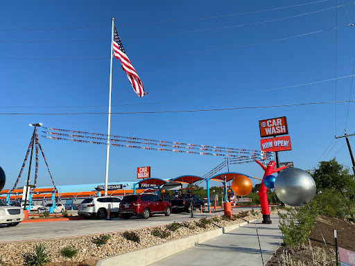 GO Car Wash en San Antonio