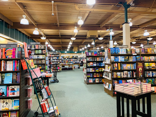 Book Store «Barnes & Noble», reviews and photos, 1530 Black Lake Blvd SW B, Olympia, WA 98502, USA
