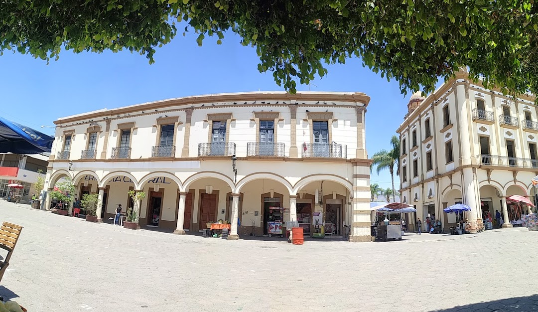 Plaza principal de Ameca