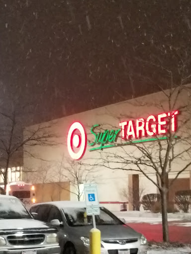 Department Store «Target», reviews and photos, 800 Broadview Village Sq, Broadview, IL 60155, USA
