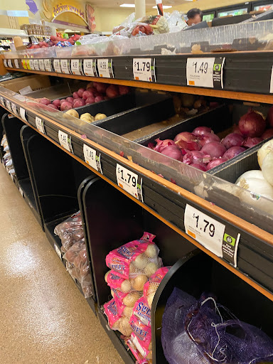 Grocery Store «Stop & Shop», reviews and photos, 713 E Broadway, South Boston, MA 02127, USA