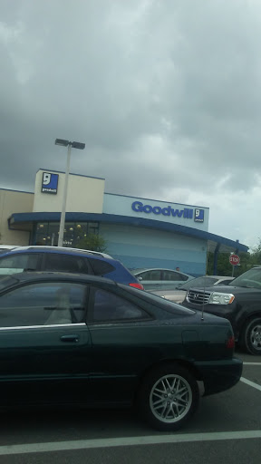 Thrift Store «Goodwill Clearwater Store», reviews and photos, 16494 US Hwy 19 N, Clearwater, FL 33764, USA