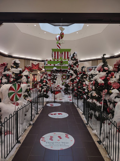 Shopping Mall «The Commons At Federal Way», reviews and photos, 1928 S Commons, Federal Way, WA 98003, USA