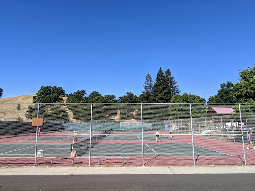 Monte Vista Tennis Courts