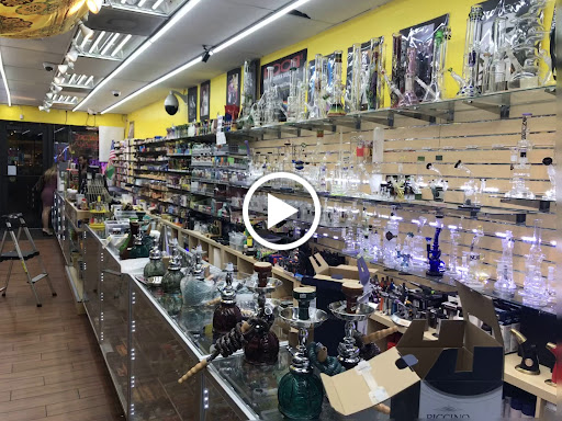 Tobacco Shop «Vape & Smoke Shop - Biscayne», reviews and photos, 2895 Biscayne Blvd, Miami, FL 33137, USA