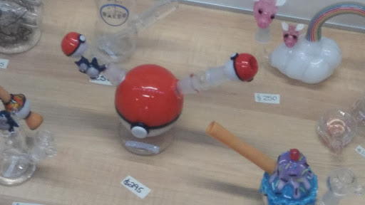 Ice Cream Shop «Cold Stone Creamery», reviews and photos, 2907 N Oakland Ave, Milwaukee, WI 53211, USA