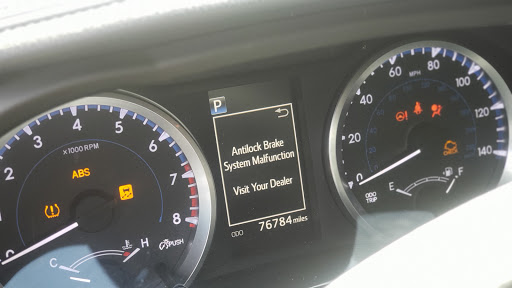 Auto Body Shop «Williams Paint & Body Inc», reviews and photos, 924 Military Pkwy, Mesquite, TX 75149, USA