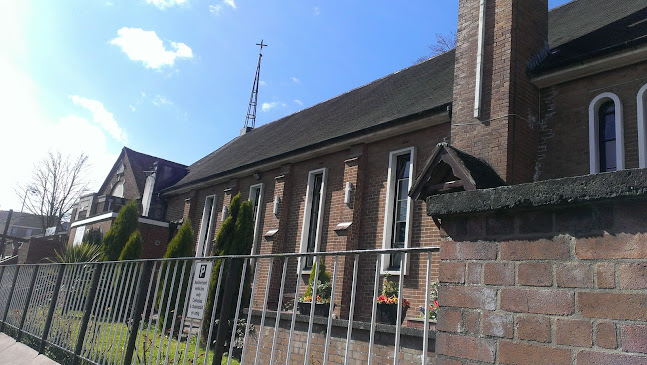 Reviews of Sacred Heart R C Church in Swansea - Church