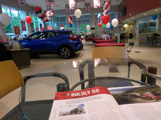 Used Car Dealer «Toyota of Nashua», reviews and photos, 10 Marmon Dr, Nashua, NH 03060, USA