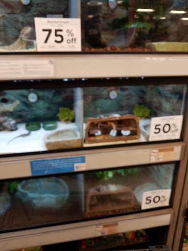 Pet Supply Store «Petco Animal Supplies», reviews and photos, 18200 NW Evergreen Pkwy, Beaverton, OR 97006, USA