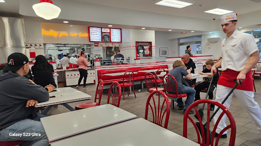 In-N-Out Burger image