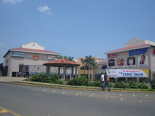 Lugares para cambiar dolares en Managua