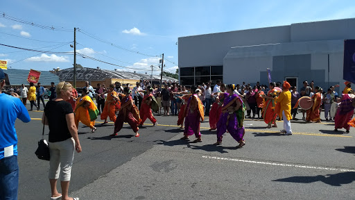 Clothing Store «The Mall at Oak Tree», reviews and photos, 1710 Oak Tree Road, Edison, NJ 08820, USA