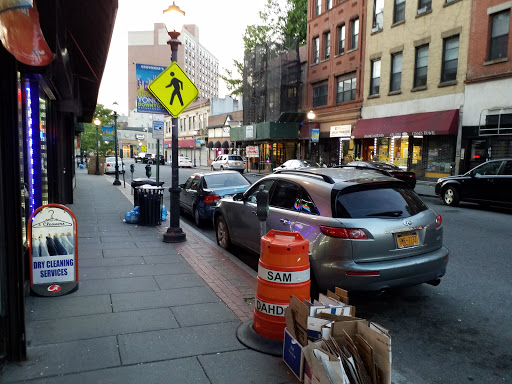 Dry Cleaner «Dry Cleaners & Tailor Inc», reviews and photos, 19 N Broadway, Yonkers, NY 10701, USA