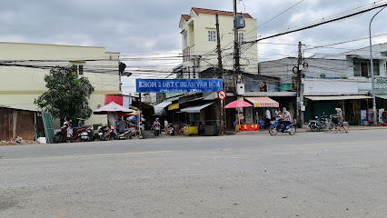 Chợ Cầu Treo