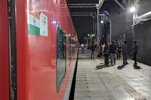 Sarai Rohilla railway station back gate image