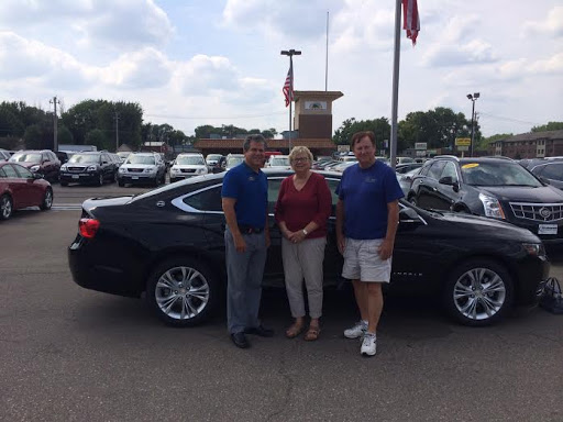 Car Dealer «Shakopee Chevrolet», reviews and photos, 1206 1st Ave E, Shakopee, MN 55379, USA