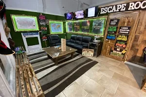 Royal Escape Rooms image
