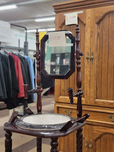 Thrift Store «Sunshine Thrift Store», reviews and photos, 3300 Two Notch Rd, Columbia, SC 29204, USA