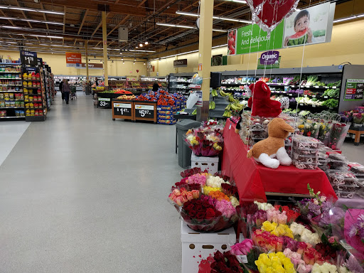 Supermarket «Walmart Neighborhood Market», reviews and photos, 2444 E Powell Blvd, Gresham, OR 97080, USA