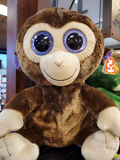 Grocery Store «Wynn’s Market», reviews and photos, 141 9th St N, Naples, FL 34102, USA