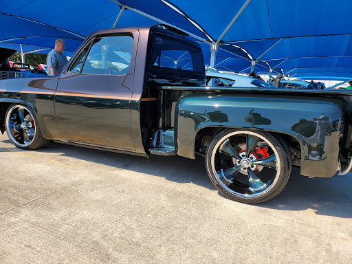 Chevrolet Dealer «Lynn Smith Chevrolet», reviews and photos