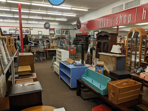 Thrift Store «The Salvation Army Family Store & Donation Center», reviews and photos, 3740 Nicollet Ave, Minneapolis, MN 55409, USA
