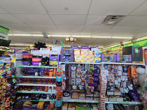 Dollar Store «Dollar Tree», reviews and photos, 21450 Jamaica Ave, Queens Village, NY 11428, USA