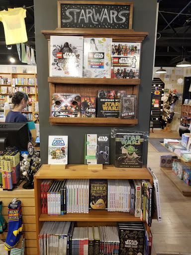 Book Store «Bookbug - An Independent Bookstore for All Ages», reviews and photos, 3019 Oakland Dr, Kalamazoo, MI 49008, USA