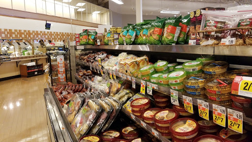 Grocery Store «Giant Food Stores», reviews and photos, 801 S 25th St, Easton, PA 18045, USA