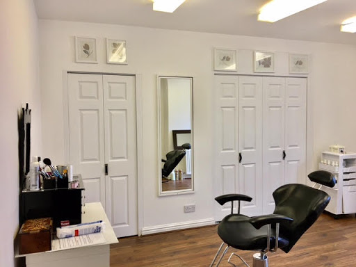 Manicure pedicure places in Manchester