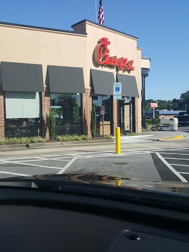 Fast Food Restaurant «Chick-fil-A», reviews and photos, 1205 E Stone Dr, Kingsport, TN 37660, USA