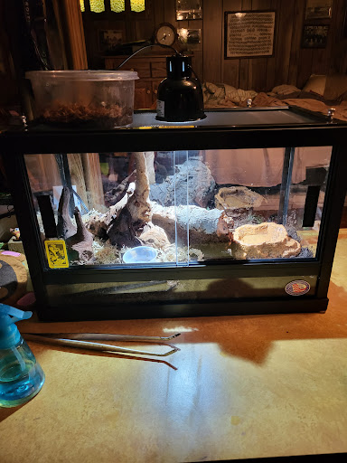 Pet Supply Store «House of Pets Inc», reviews and photos, 29500 Ford Rd, Garden City, MI 48135, USA