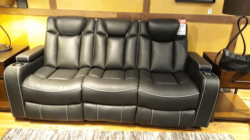 Furniture Store «The Furniture Mart - Shakopee», reviews and photos, 4270 12th Ave E, Shakopee, MN 55379, USA