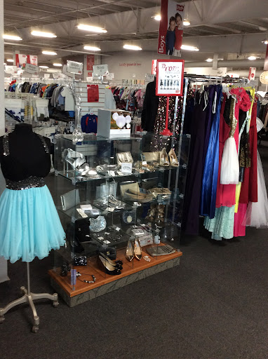 Thrift Store «Stuff Etc», reviews and photos, 2818 Commerce Dr, Coralville, IA 52241, USA