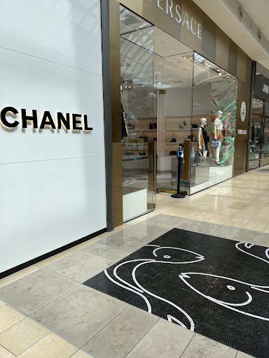 Clothing Store «Chanel», reviews and photos, 4200 Conroy Rd, Orlando, FL 32839, USA