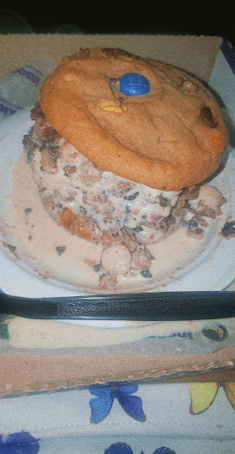 Cookie Shop «Insomnia Cookies», reviews and photos, 505 Westport Rd, Kansas City, MO 64111, USA