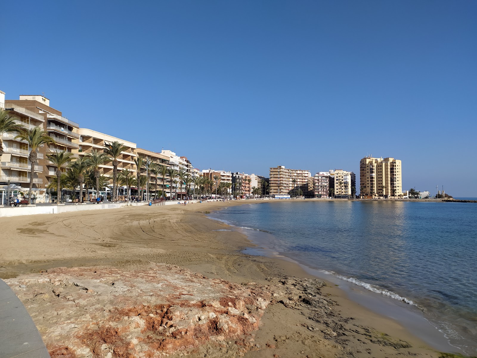 Photo de Playa del Cura avec l'eau bleu-vert de surface