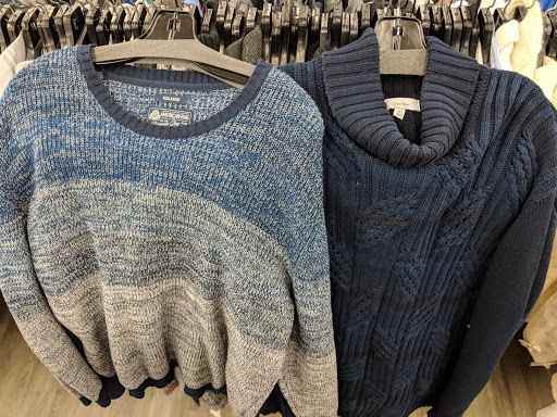 Clothing Store «Opitz Outlet», reviews and photos, 4320 Excelsior Blvd, St Louis Park, MN 55416, USA