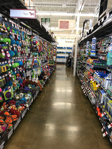 Pet Supply Store «Pet Supplies Plus», reviews and photos, 209 Towne Dr, Elizabethtown, KY 42701, USA