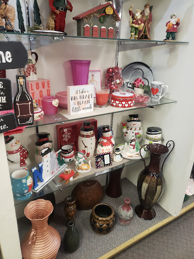 Thrift Store «Goodwill», reviews and photos