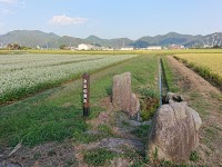 お玉の清水
