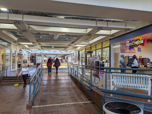 Shopping Mall «Eastfield Mall», reviews and photos, 1655 Boston Rd, Springfield, MA 01129, USA