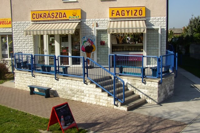 Öcsi Cukrászda