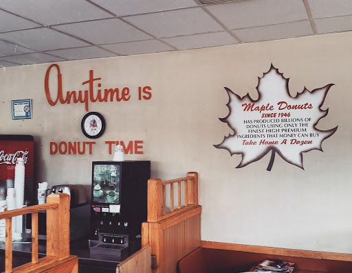 Donut Shop «Maple Donuts», reviews and photos, 50 Robinhood Dr, Goldsboro, PA 17319, USA